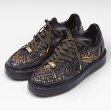 画像をギャラリービューアに読み込む, 西陣織×本革スニーカー 紗綾型文様(黒)|KAVKIMONO(カブキモノ)