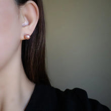 画像をギャラリービューアに読み込む, 天然色ピンク淡水パールピアス/イヤリング|SAKURA jewelry(サクラジュエリー)