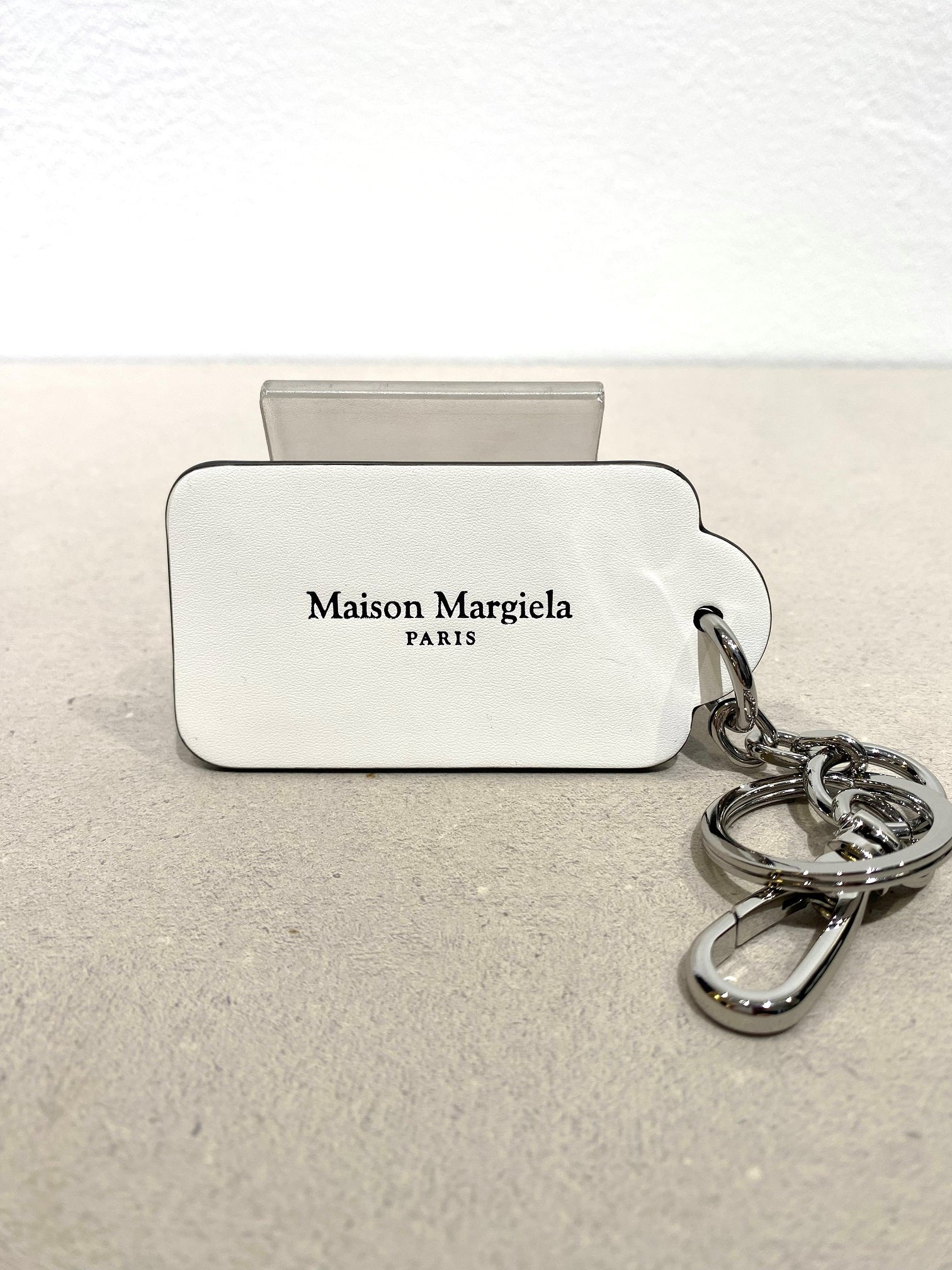 【100%新品得価】Maison Margiela キーホルダー メゾンマルジェラ 新品 未使用 小物