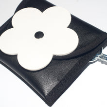 画像をギャラリービューアに読み込む, Mini Wallet<Leather Flower> |Cherry on top(チェリーオントップ)
