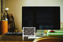 画像をギャラリービューアに読み込む, 2026 デスクカレンダー|NUDE LAMP(ヌードランプ)