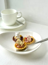 画像をギャラリービューアに読み込む, タルトになった猫さん"Tart Cat|手ノヒラ堂(テノヒラドウ)