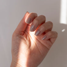 画像をギャラリービューアに読み込む, 17 MOUSE / 1948 NUANCE NAIL COLOR.|1948- COSMETICS FACTORY.(イチキューヨンハチコスメティクスファクトリー)