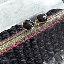 画像をギャラリービューアに読み込む, ふわふわファーのがま口チェーンバッグ|M'S CROCHET(エムズクロシェット)