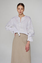 画像をギャラリービューアに読み込む, 刺繡入りブラウス・優しい白|Ukrainian Embroidery Wear ”Mavka”(ウクライナシシュウノアパレル マウカ)