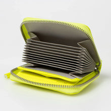 画像をギャラリービューアに読み込む, 蛍光レザーストラップ付き・ジャバラカードウォレット|perche(ペルケ)
