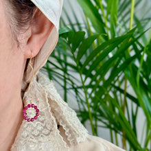 画像をギャラリービューアに読み込む, 【ピアス】春のコーディネートの主役に ヴィンテージスワロフスキークリスタルが輝く大人のアクセントピアス|ERIKOART(エリコアート)