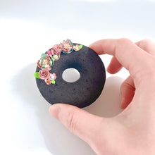 画像をギャラリービューアに読み込む, 炭団オブジェ / リース+ピンク+ブルー|櫂の炭(カイノスミ)