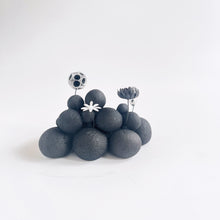 画像をギャラリービューアに読み込む, 炭団オブジェ/〇+モノトーン|櫂の炭(カイノスミ)