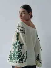 画像をギャラリービューアに読み込む, リネン 刺繍ブラウス「ロマンティック」|Ukrainian Embroidery Wear ”Mavka”(ウクライナシシュウノアパレル マウカ)