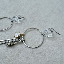 画像をギャラリービューアに読み込む, 【ピアス】耳元で奏でるエッジの効いた光 ヴィンテージの輝きとモードが交差するピアス|ERIKOART(エリコアート)