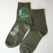 画像をギャラリービューアに読み込む, 泳ぐカモメ ソックス|aosansyo(アオサンショウ)