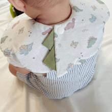 画像をギャラリービューアに読み込む, baby bib dinosaur|Lutin(リュタン)