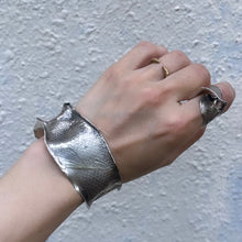 画像をギャラリービューアに読み込む, SMOOTH SNAKESKIN RING./SV925(56)|Truph.BIJOUX(トリュフビジュー)