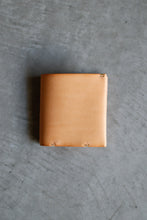 画像をギャラリービューアに読み込む, 削ぎ落とした職人仕立ての折財布〈LOCUS-SW〉|Has(ハズ)