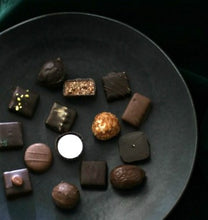 画像をギャラリービューアに読み込む, 3本詰めショコラ|アントワーヌ・カレーム
