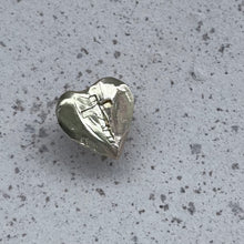 画像をギャラリービューアに読み込む, LOVE AND FAITH. PIN BROOCH (44)|Truph.BIJOUX(トリュフビジュー)