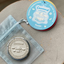 画像をギャラリービューアに読み込む, コンパクトミラーS・シナモロール (シルバー・バージョン)|Cuprum by ISHIWATA(クプラム バイ イシワタ)