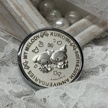 画像をギャラリービューアに読み込む, My Melody 50th & Kuromi 20th Anniversaries コンパクトミラー・マイメロディ&クロミ・シルバー|Cuprum by ISHIWATA(クプラム バイ イシワタ)