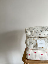 画像をギャラリービューアに読み込む, Velvet heart -Organic cozy blanket/4重ガーゼ|Bébémoose (ベベムース)