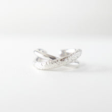 画像をギャラリービューアに読み込む, (Hawaiian)クロスイヤーカフ|poonys(プーニーズ)