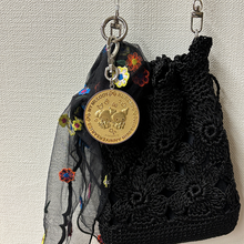 画像をギャラリービューアに読み込む, My Melody 50th & Kuromi 20th Anniversaries バッグチャーム・マイメロディ&クロミ・ゴールド|Cuprum by ISHIWATA(クプラム バイ イシワタ)