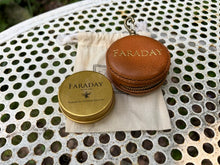 画像をギャラリービューアに読み込む, FARADAYホホバ蜜蝋バーム30g 革ケース付き|FARADAY KAMAKURA(ファラディ カマクラ)