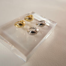 画像をギャラリービューアに読み込む, Silver925 ぷっくりピアス小|HOTARU(ホタル)