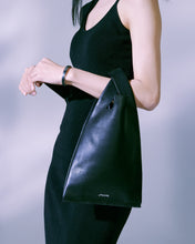 画像をギャラリービューアに読み込む, Leather Plastic Bag|Martin Rychard(マーティン リチャード)