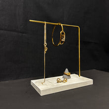 画像をギャラリービューアに読み込む, アクセサリースタンド|Ike.(イケドット)