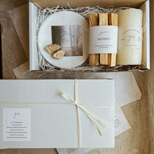 画像をギャラリービューアに読み込む, パロサント&ホワイトキャンドルギフトセット(ホワイトトレー)|gis(ギス)