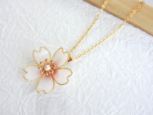 画像をギャラリービューアに読み込む, 一輪の桜ネックレス(白) SAKURA / Cherry blossom|Lab407(ラボヨンマルナナ)