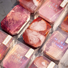 画像をギャラリービューアに読み込む, 秋限定宝石石鹸|森石鹸(モリセッケン)