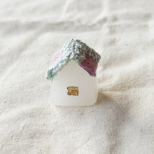 画像をギャラリービューアに読み込む, おかえり|ガラスと草木染め刺繍の小さなオブジェ|misaki kotori glass and thread(ミサキコトリグラスアンドスレッド)