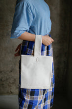 画像をギャラリービューアに読み込む, 暮らしに馴染む“構造美”ミディアムトートバッグ〈QUADRATA-MTB〉|Has(ハズ)