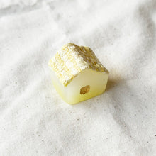 画像をギャラリービューアに読み込む, おかえり|ガラスと草木染め刺繍の小さなオブジェ|misaki kotori glass and thread(ミサキコトリグラスアンドスレッド)