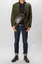 画像をギャラリービューアに読み込む, Tajima Cowhide 2Wayポーチ|D.L.P.(ディーエルピー)