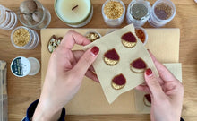 画像をギャラリービューアに読み込む, ブローチ【くり】|tsubutsubu design.(ツブツブデザイン)