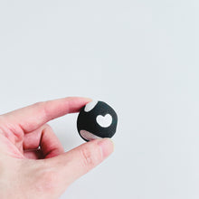 画像をギャラリービューアに読み込む, 炭団オブジェ / 缶入〇|櫂の炭(カイノスミ)