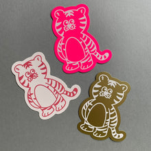 画像をギャラリービューアに読み込む, Sticker|とらっちたち|Y.O.L.O(ヨーロー)