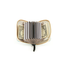 画像をギャラリービューアに読み込む, ペルケ perche×黒ねこ意匠 ROBIN / ジャバラカードウォレット|perche(ペルケ)