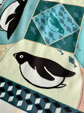 画像をギャラリービューアに読み込む, ハンカチ《アデリーペンギン》|コトリヨガ