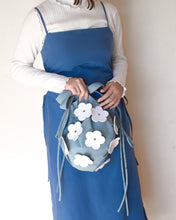画像をギャラリービューアに読み込む, Rugby ball bag<Leather Flower motif>|Cherry on top(チェリーオントップ)