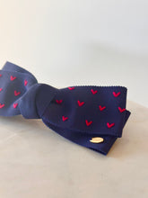 画像をギャラリービューアに読み込む, Little Hearts フランス刺繍 リボンバレッタ|SUNNY RIBBON(サニーリボン)