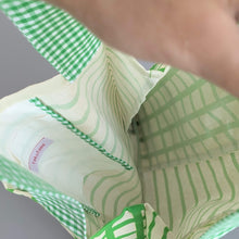 画像をギャラリービューアに読み込む, 作家オリジナル生地でつくった肩掛けアシメフリルバッグ|takutomo(タクトモ)