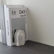 画像をギャラリービューアに読み込む, <1点物>Bookend|nest(ネスト)