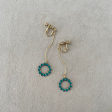 画像をギャラリービューアに読み込む, 【イヤリング】モダンエレガンス ヴィンテージスワロフスキーのウェーブイヤリング|ERIKOART(エリコアート)