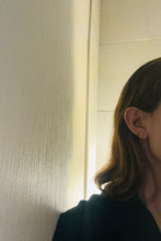 画像をギャラリービューアに読み込む, babyシングルピアス モザンビークガーネット|bis.(ビス)