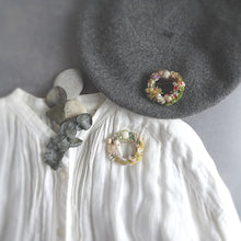 画像をギャラリービューアに読み込む, コロニーリースブローチ//桜|hanmmmo(ハンモ)