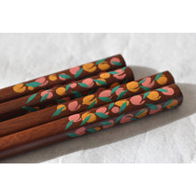 画像をギャラリービューアに読み込む, 桃柄/うるしのおはし|warped(ワープド)